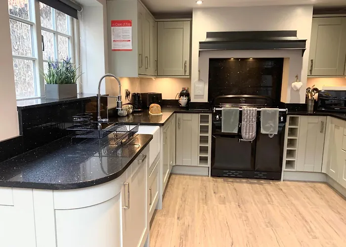 89a Church Street - Luxury Two Bed With Roof Terrace * ウィットビー